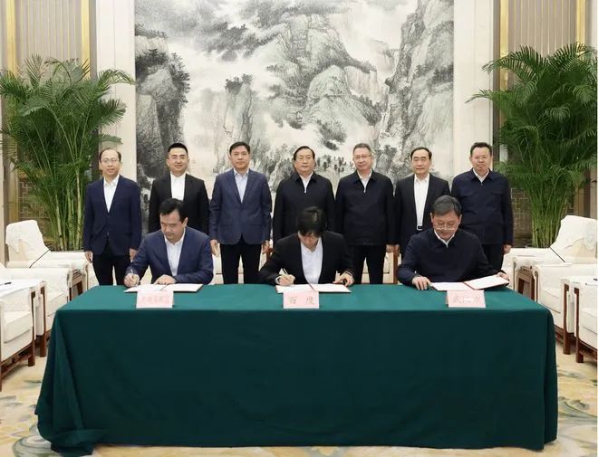 1月11日，百度与武汉市政府签署合作协议现场